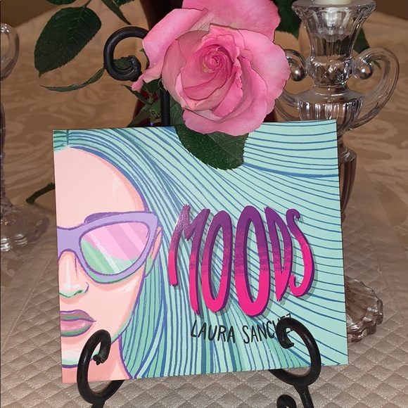 Eyeshadow-MOODS by Laura Sanchez - Picture 2 of 3